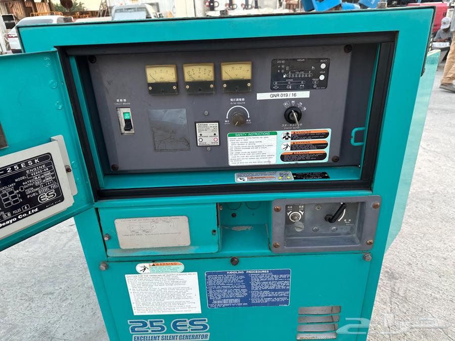 مولد كهرباء دينيو 25 نظيف على الشرط64511128643841114