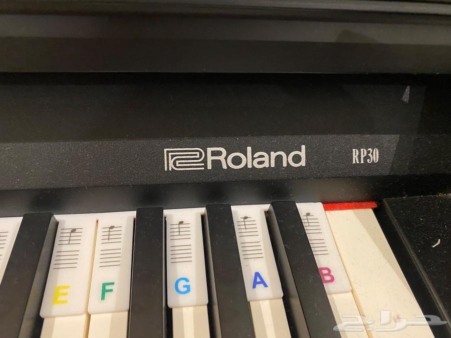ROLAND RP30 Piano in Excellent Condition64506118561665113