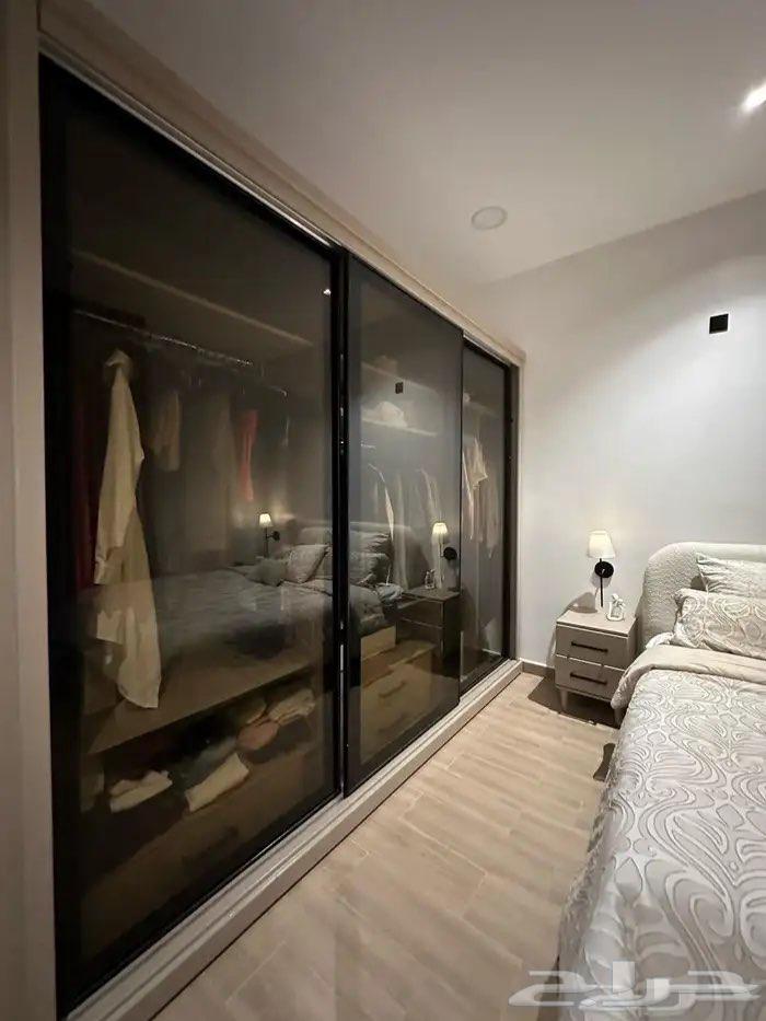 للبيع غرفة نوم شبه جديده64518450988419111