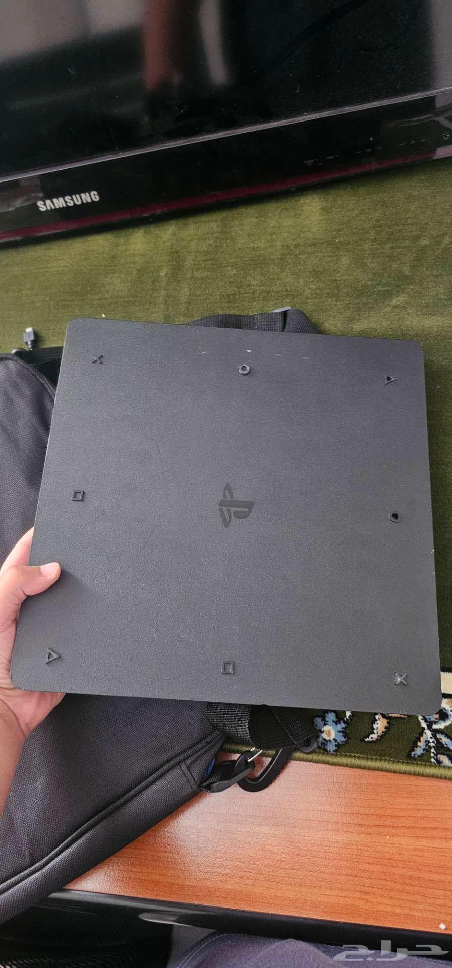 سوني فور جديد أخوي الجديد سبب البيع عدم الحاجه64513825187971114