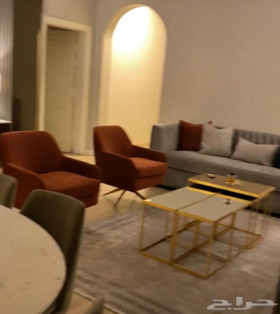 كنب من محل دايز للاثاث استخدام قليل جدا يعتبر جديد64513355001602113