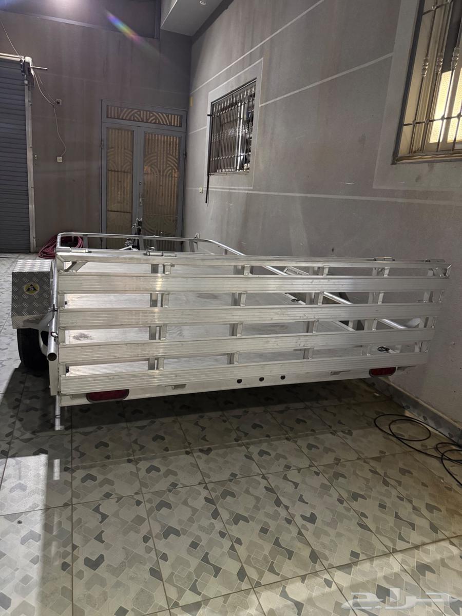 مقطورة ألمنيوم64517547289090111