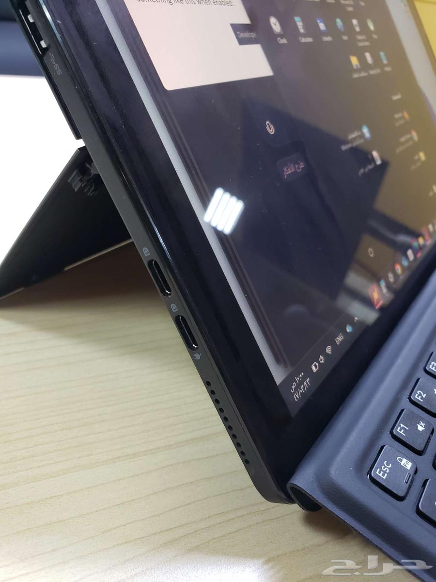 Dell 5290 in excellent condition, 2-in-1 tablet and laptop similar to Surface64517761227139113