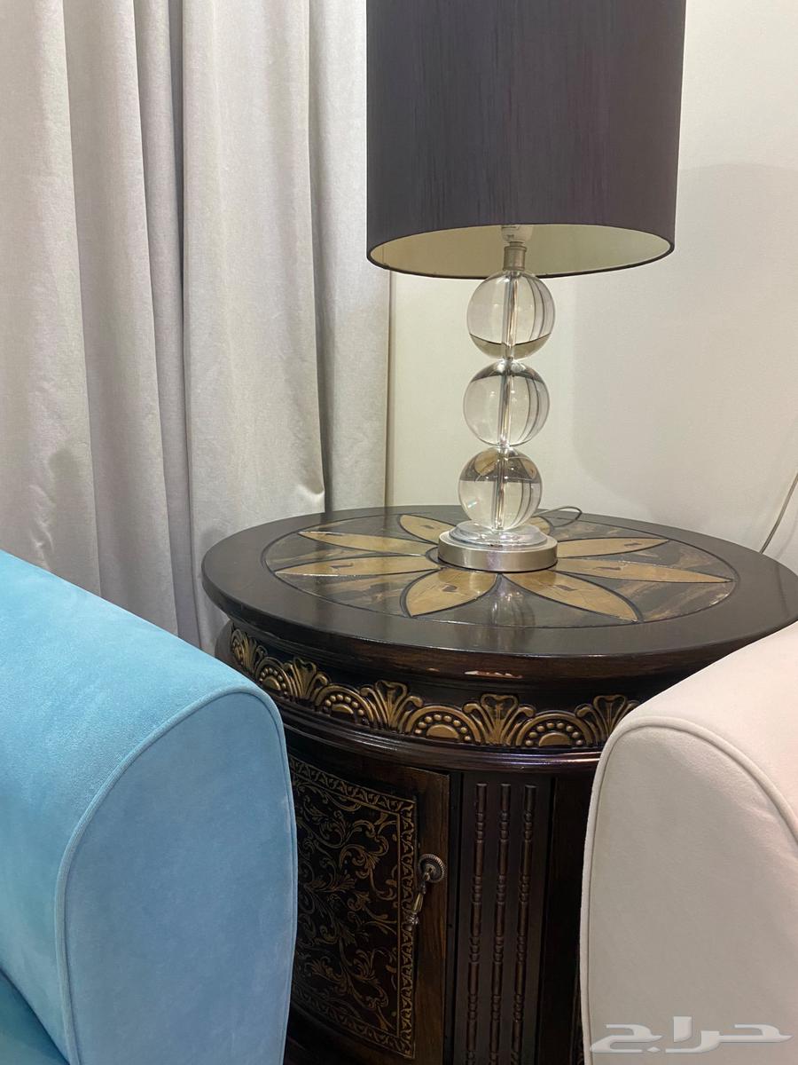 طاوله مجلس كبيره واثنتين جانبيات64518229011713110