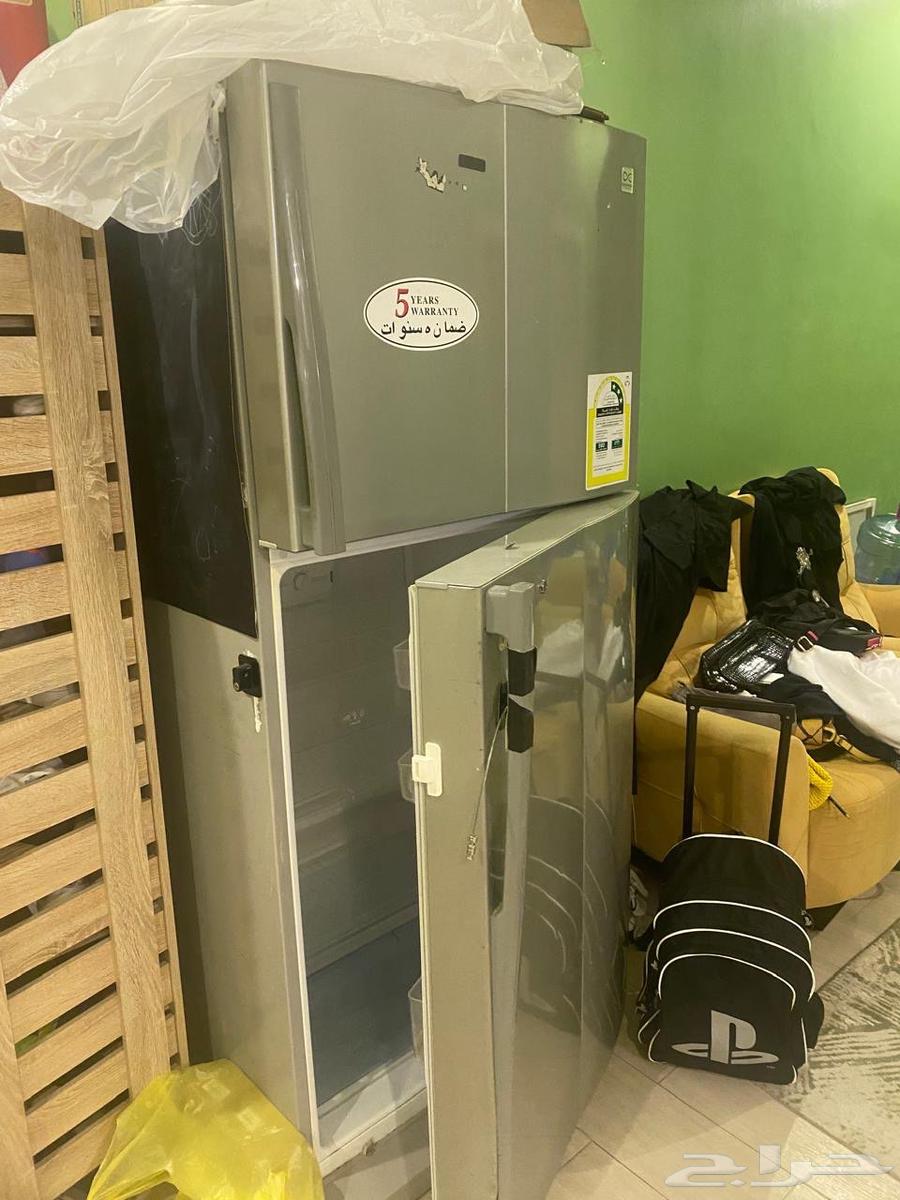 ثلاجه بفريز للبيع64518325394306110
