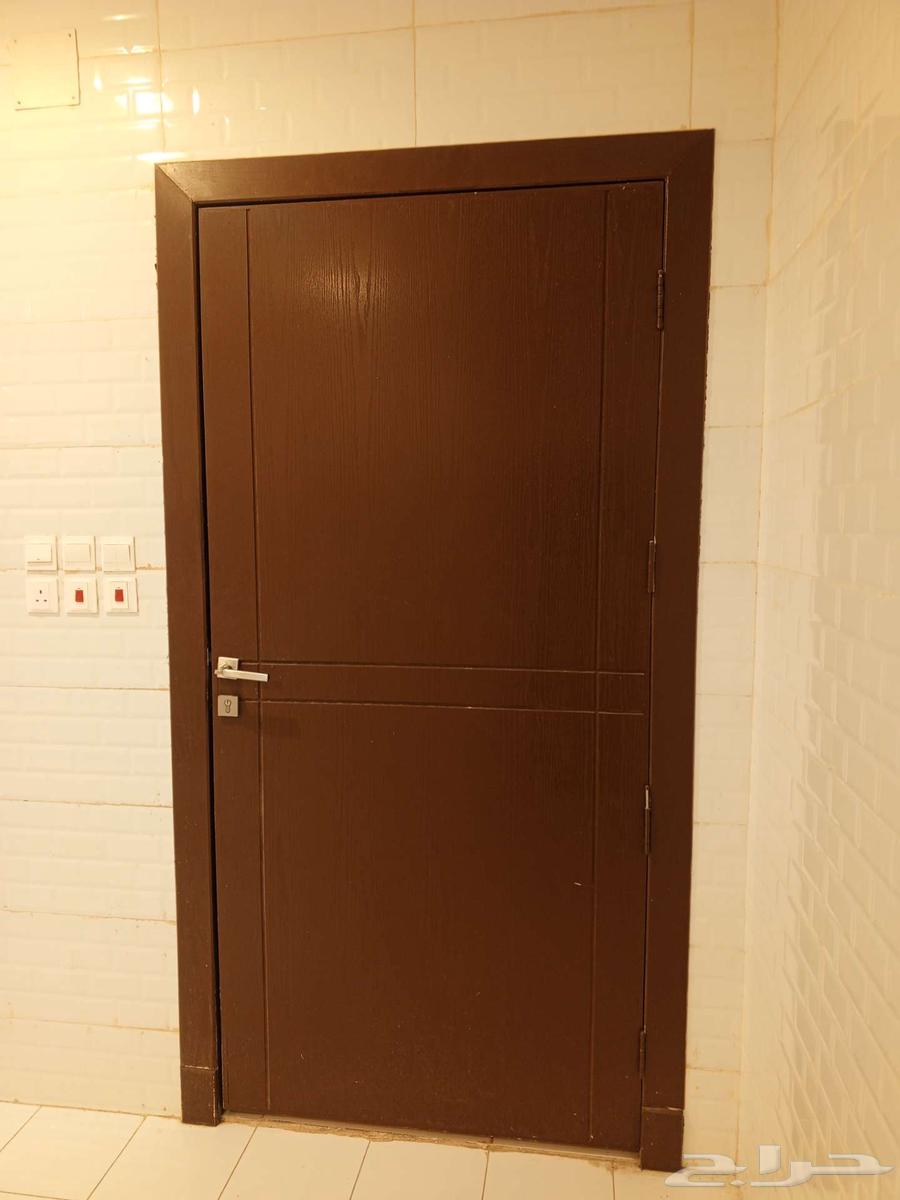 باب خشب كبير للبيع الخرح64513617721090110