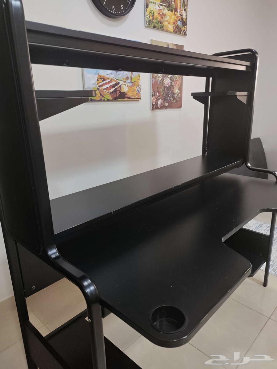 مكتب ألعاب من آيكيا gaming desk IKEA64515528706689112