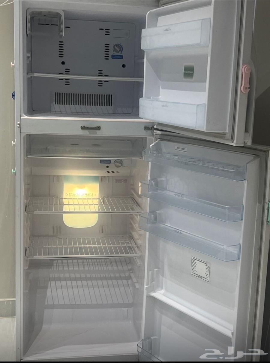 ثلاجه لون ابيض للبيع64514872757635111