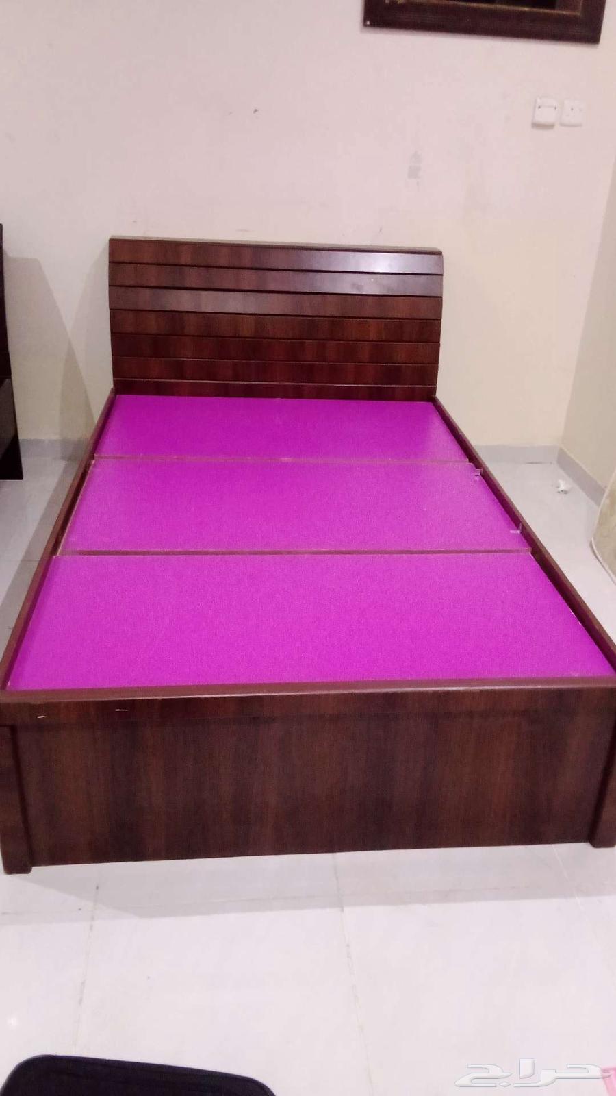 سرير متر وعشرين للبيع 120 ريال64512134362241110