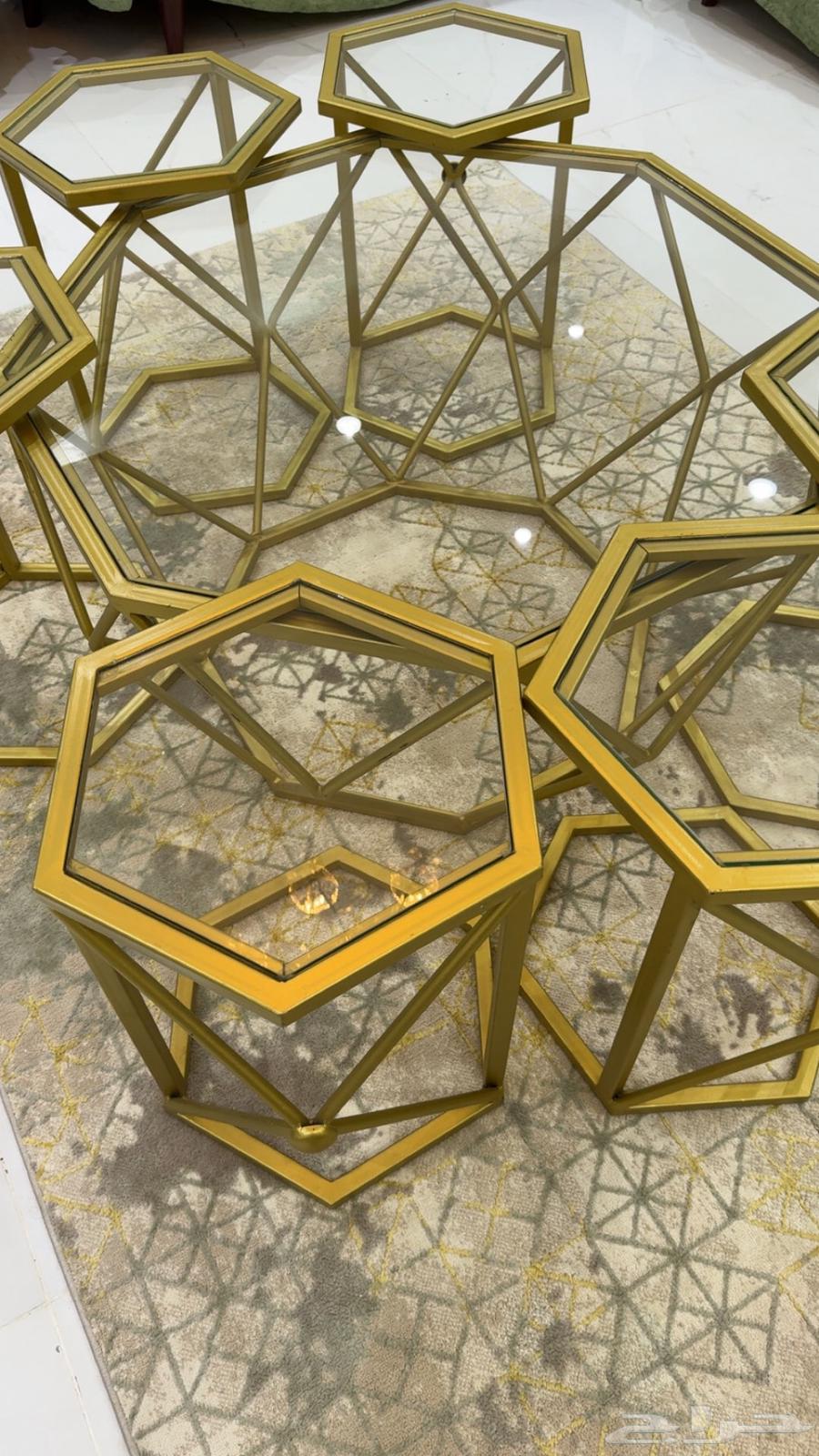 طاولات خدمه وطاوله كبيره 250 ريال64517449202562112