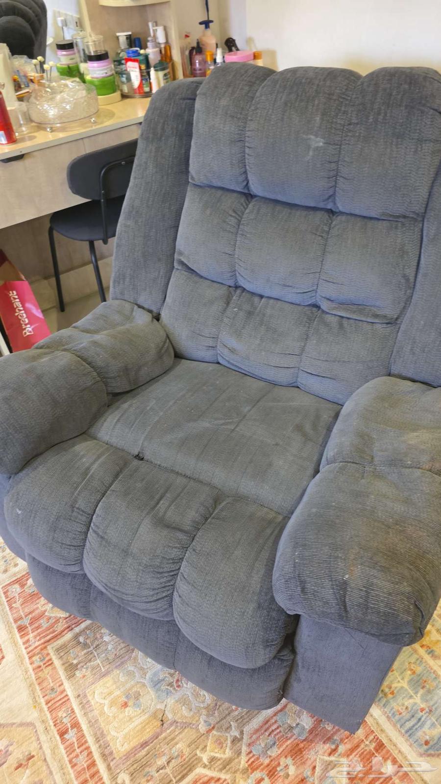 كنب وكرسي هزاز للبيع64514210199682110