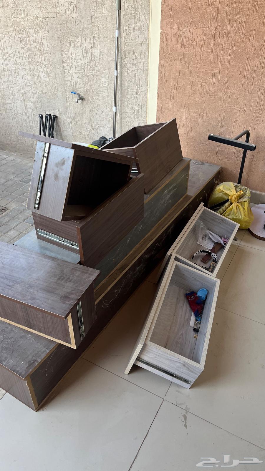 Furniture used for less than a year, excellent quality64514997233410111