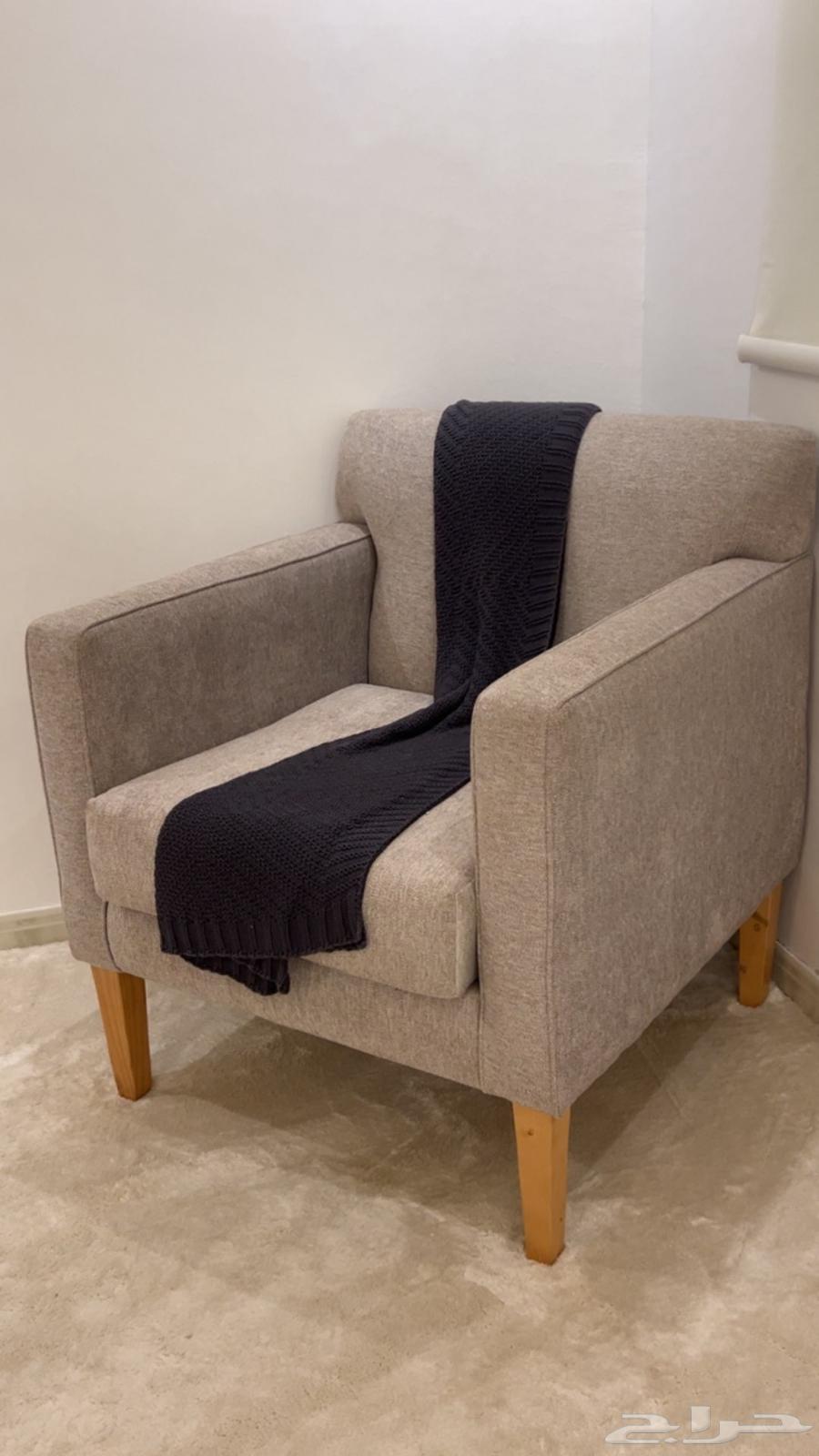 Modern sofa64516438546818110