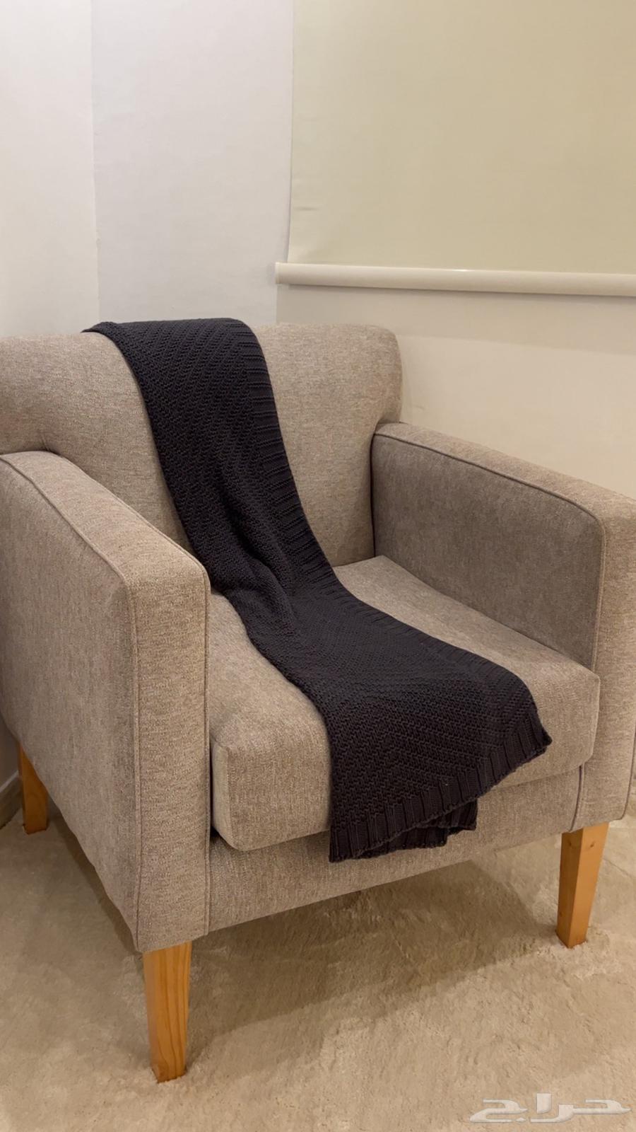 Modern sofa64516438546818111