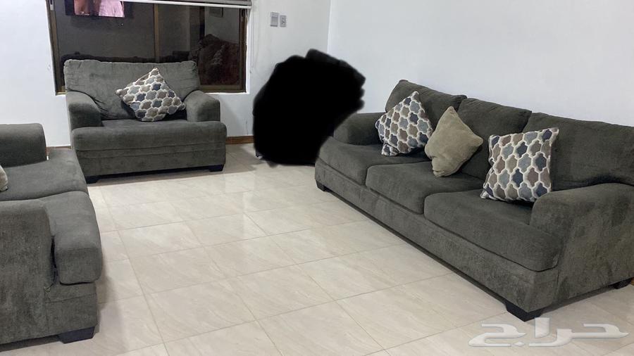 كنب اشلي للبيع المستعجل بحاله ممتازه64514844971395110