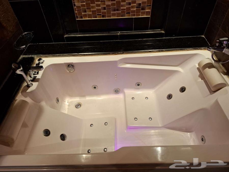 Good condition jacuzzi64511981536513113
