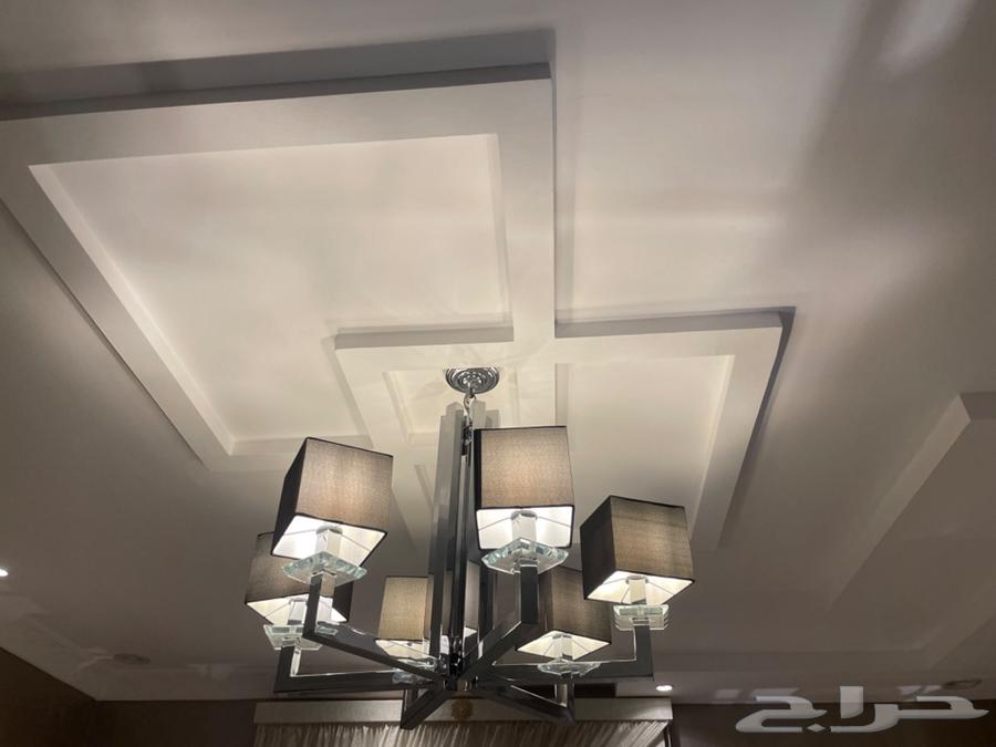 نجفه سليمه ونظيفه لون اسود وفضي64513976443011112