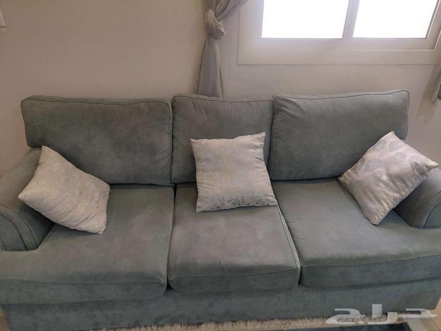 طقمين كنب نظيفه للبيع64514624456961114