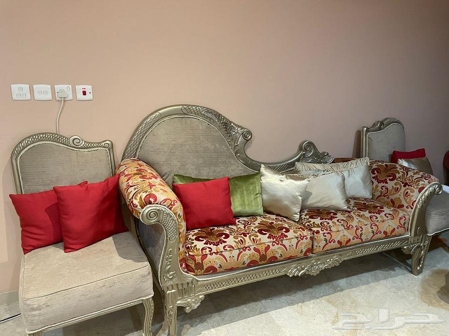 عرض الرواتب طقمين كنب تركي نضيفه جدا64515416927105114