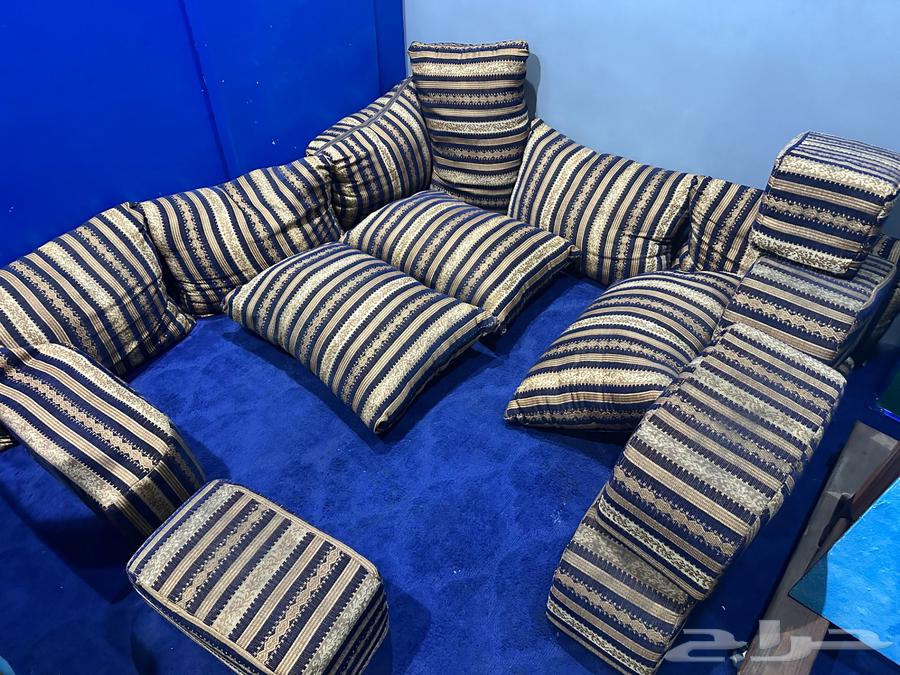 Floor seating cushions and backrests64516539598338111