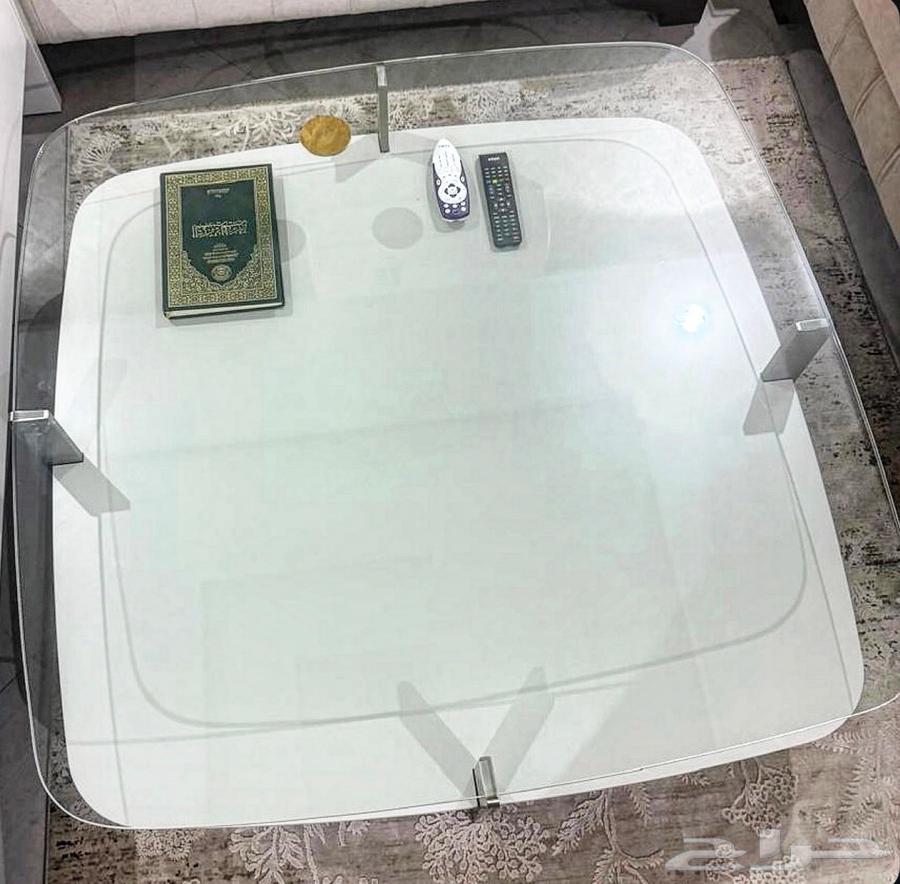 A table from ABYAT A table from ABYAT64515402823298112