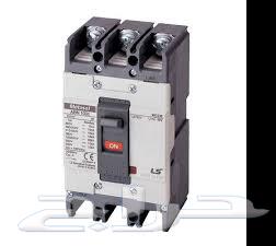 قاطع كهرباء ثلاثى 30 امبير جديد بكرتونة للبيع64522145497090110