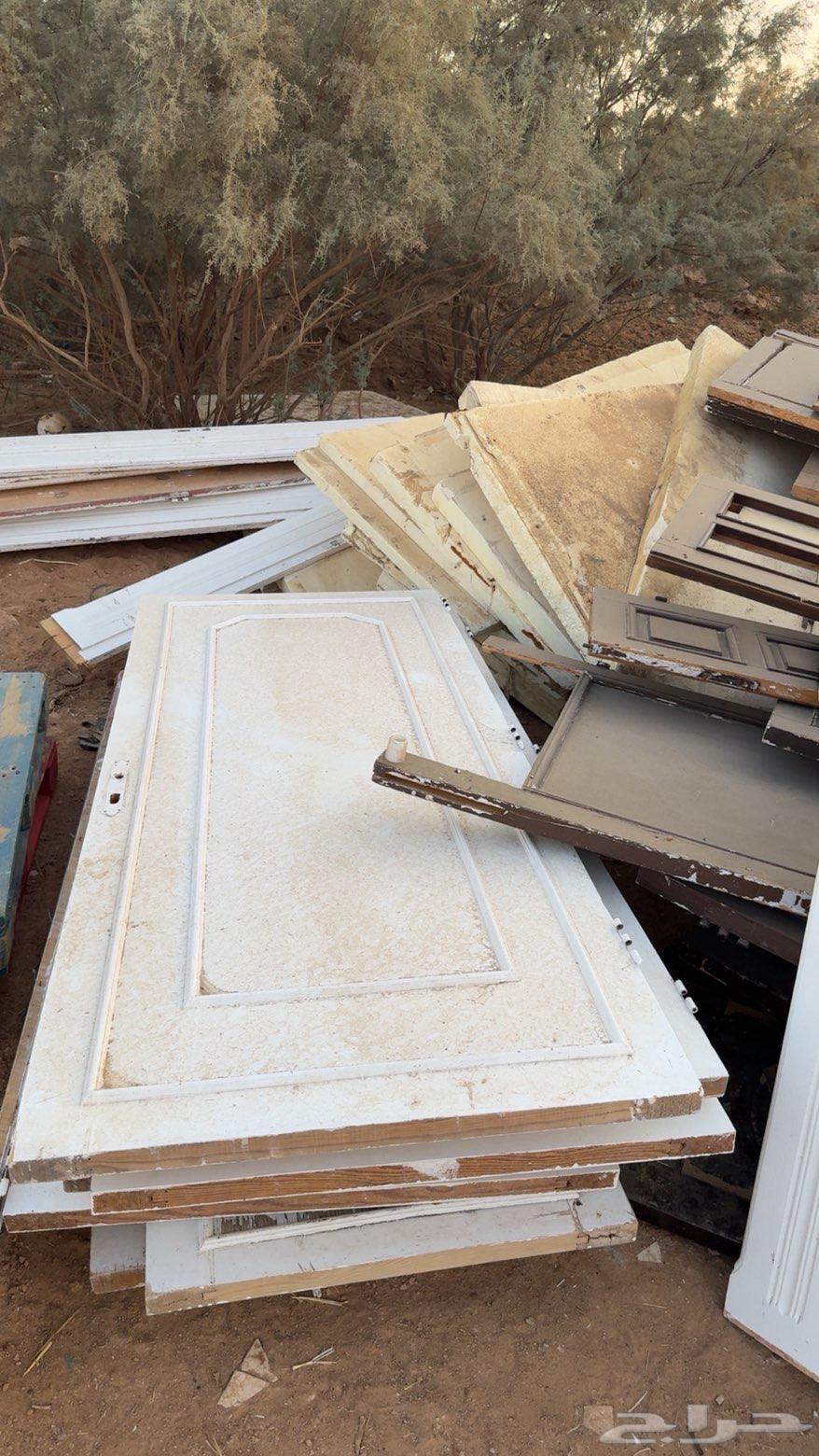 للبيع بيبان خشب سويدي ثقيل64521211835779110