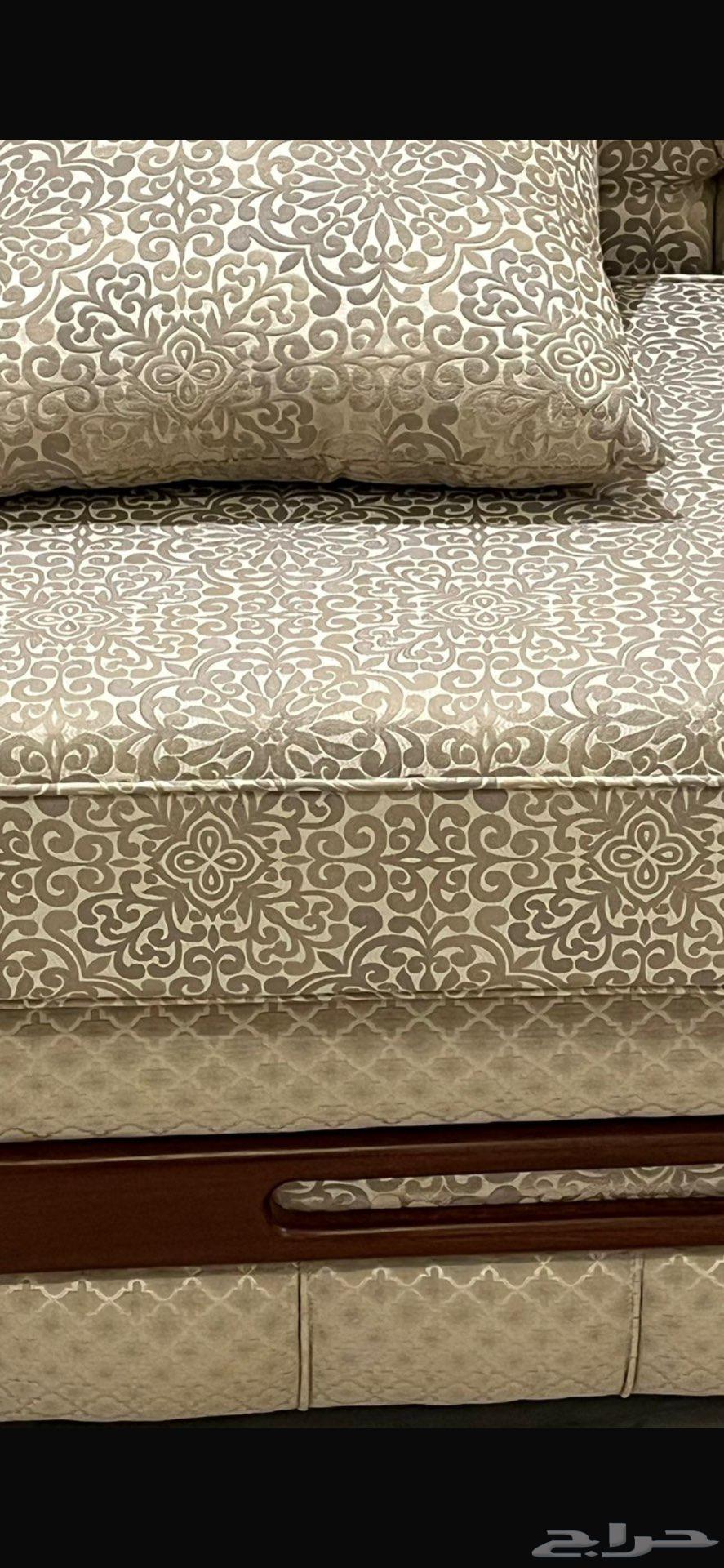 كنب جديد ونظيف64527684021507113