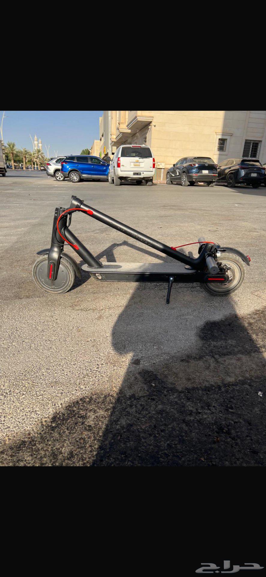 سكوتر شبه جديد للبيع64524420366465111