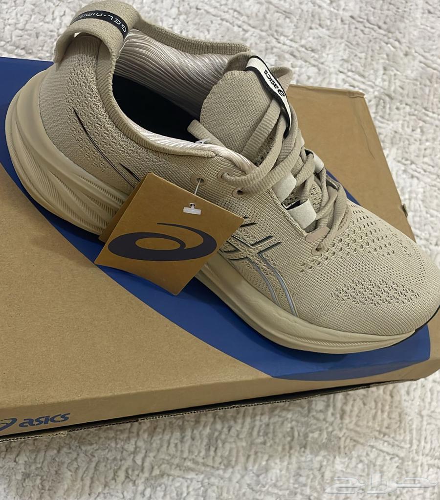 New Asics shoe64525358978306112