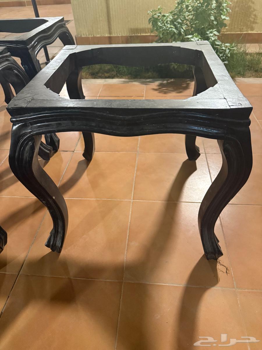 Tables64519893084418112