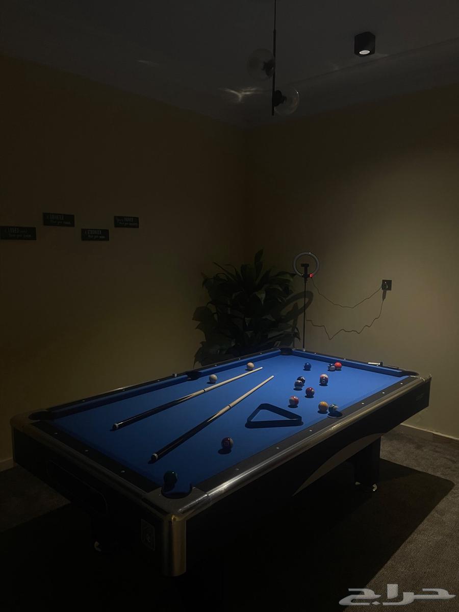 طاولة بلياردو للبيع تبوك64520783582337110