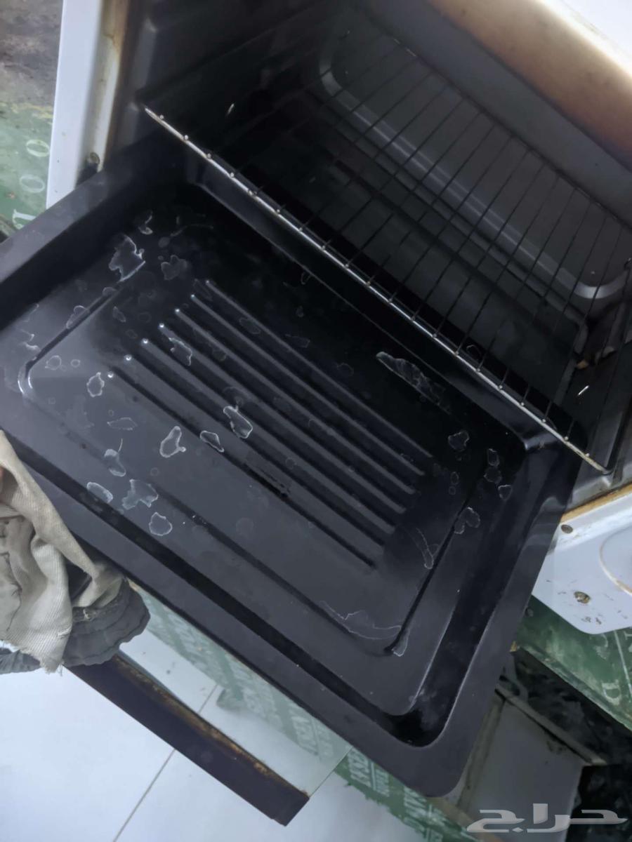 فرن كهربائي كبير بحاله ممتازه64523471963905112