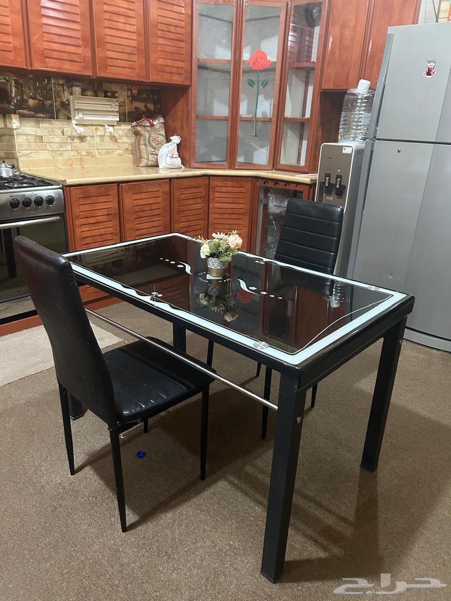 طاوله وكراسي للبيع64524052578689110