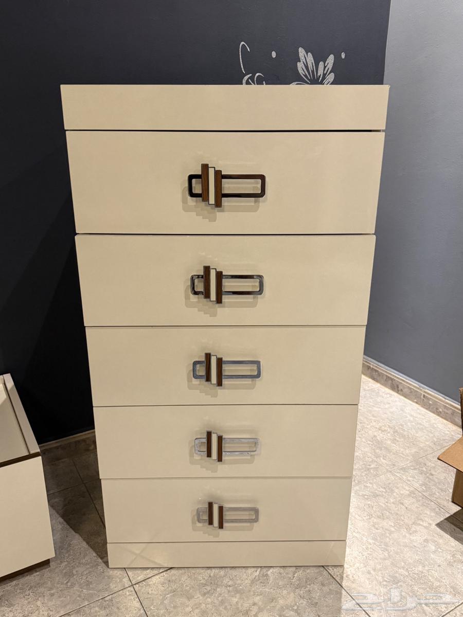 غرفة نوم كاملة للبيع64526106029441111