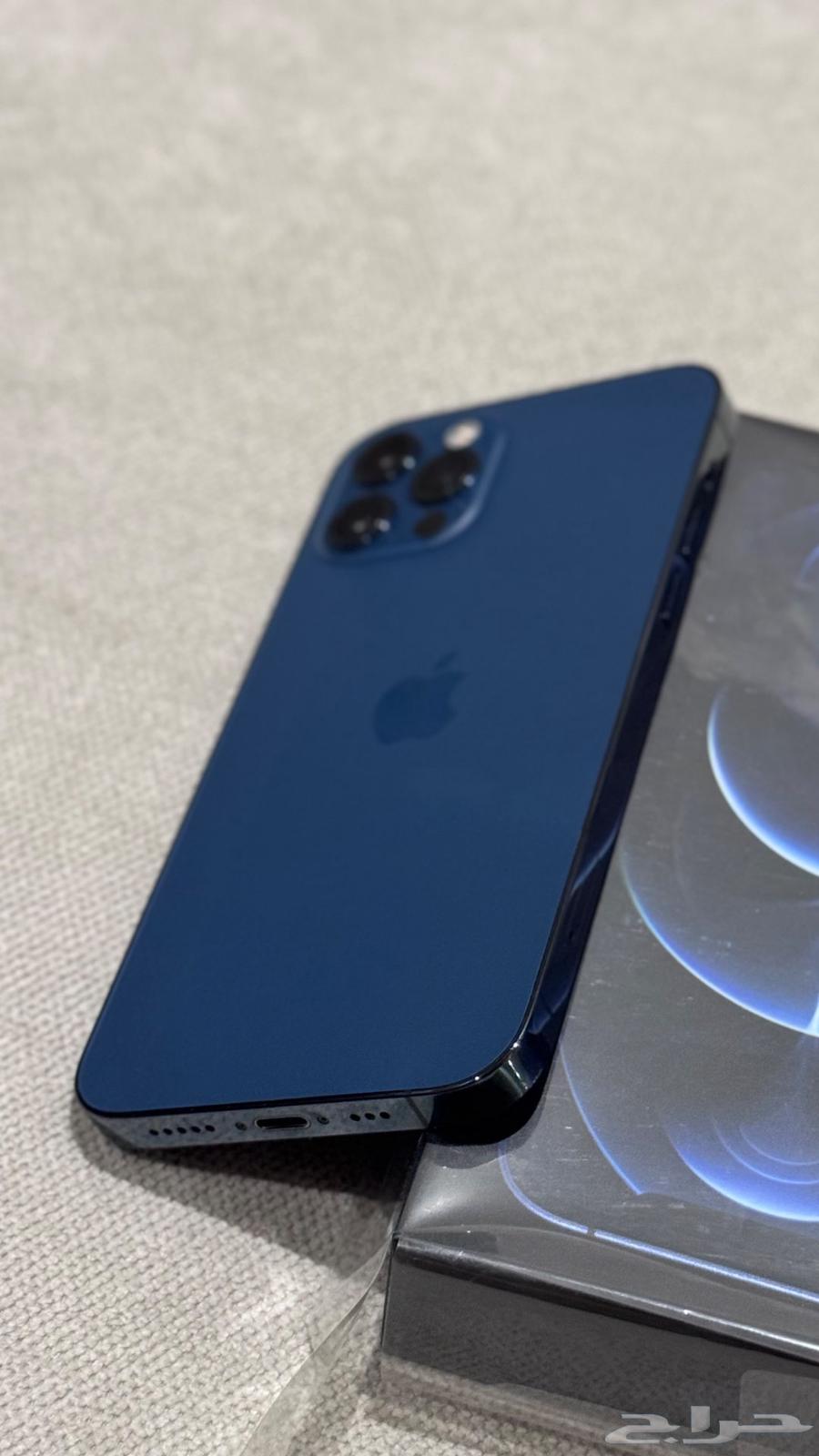 ايفون 12 برو 256 جيجا كحلي الحد 1400 من الاخير64526801357187110