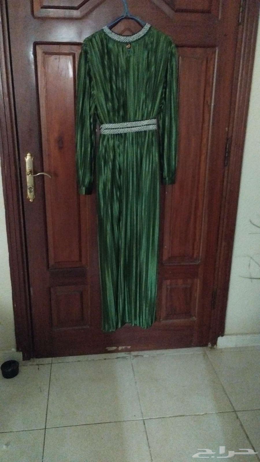 فساتين مستعمله للبيع64521625261057111