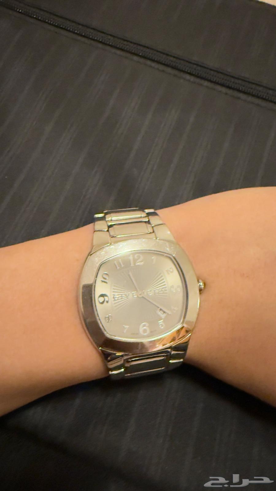 Givency original used watch64531844739970113