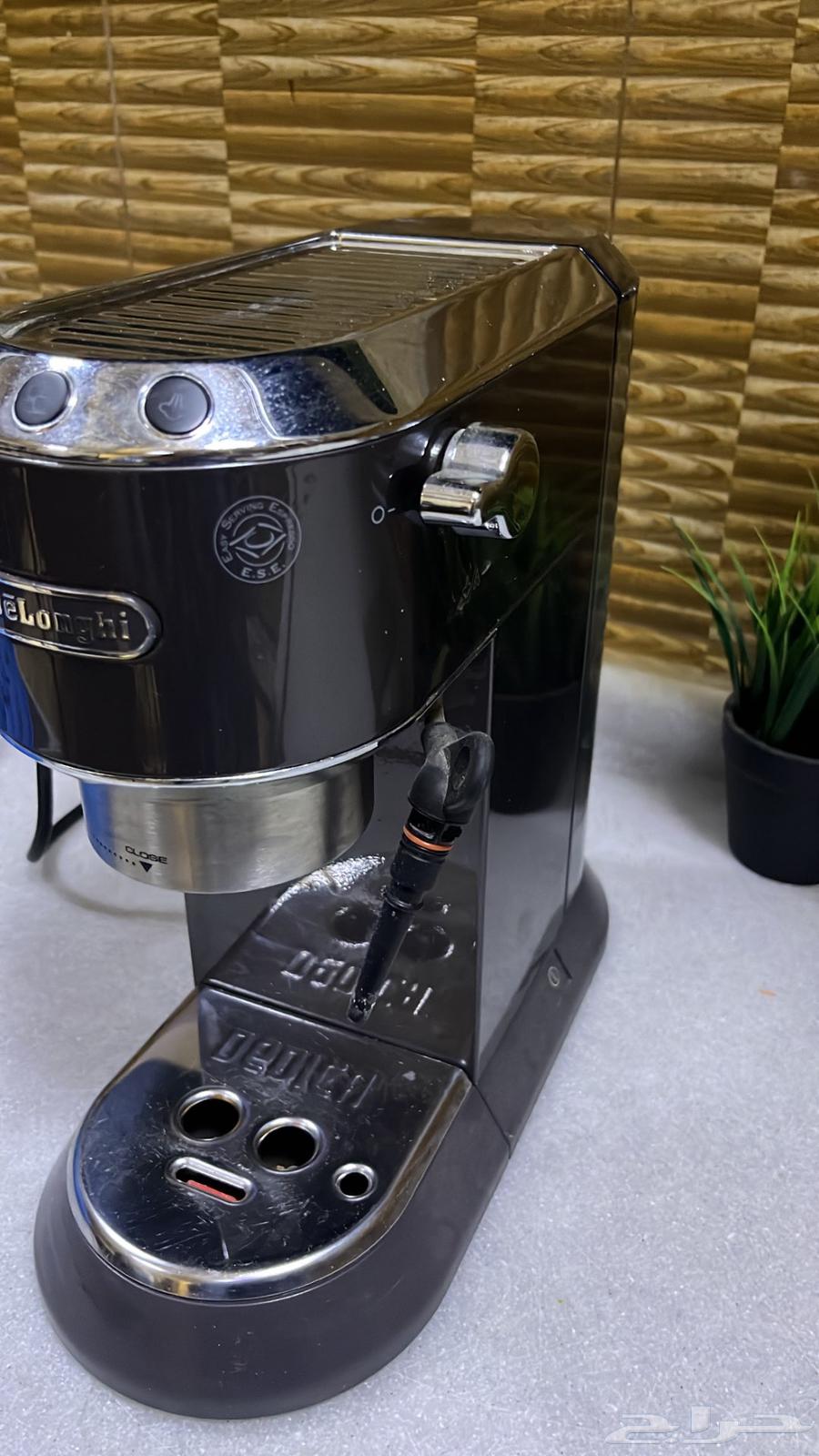 الة ديلونجي بكل ملحقاتها64524946664450112