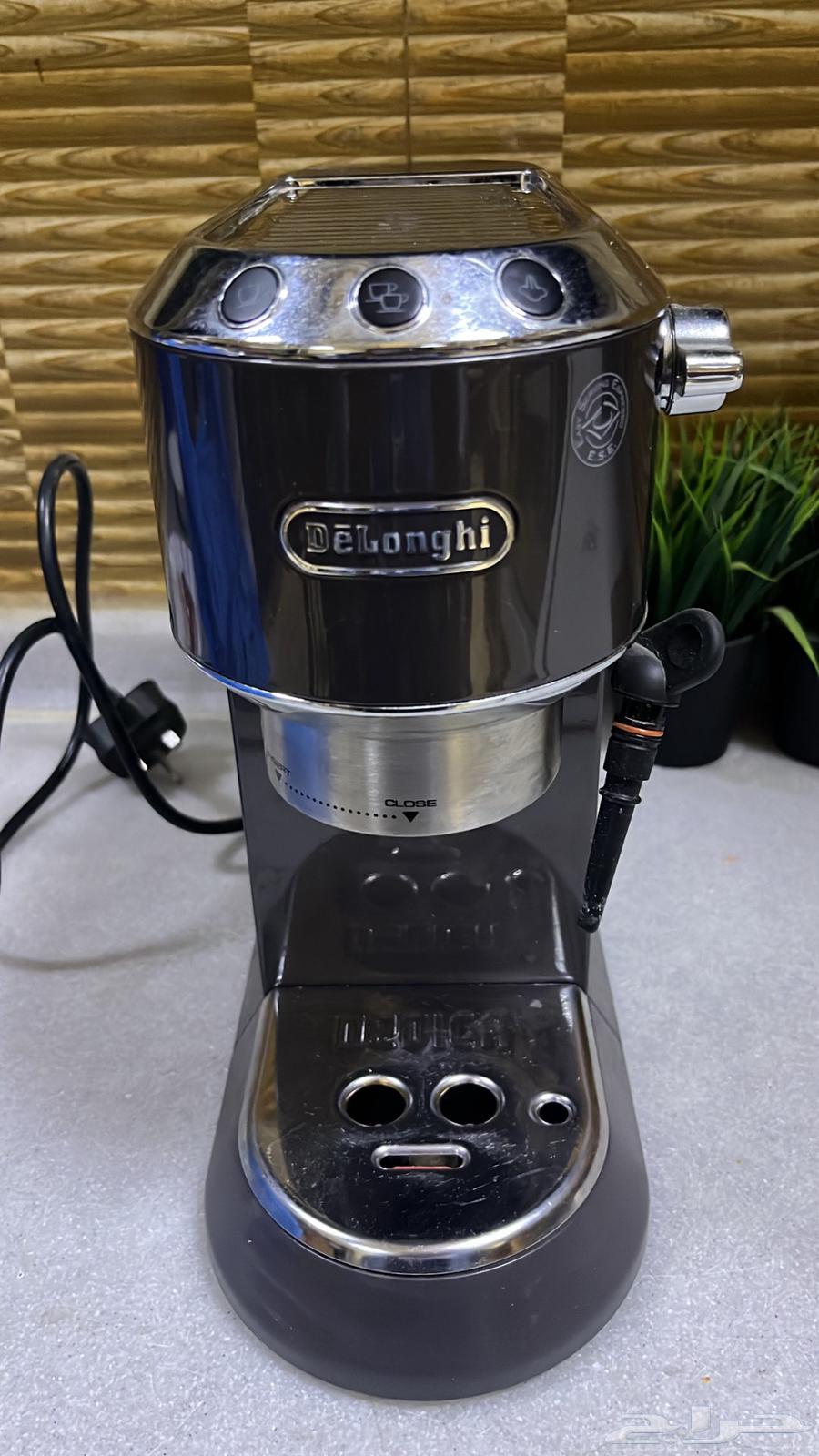 الة ديلونجي بكل ملحقاتها64524946664450110