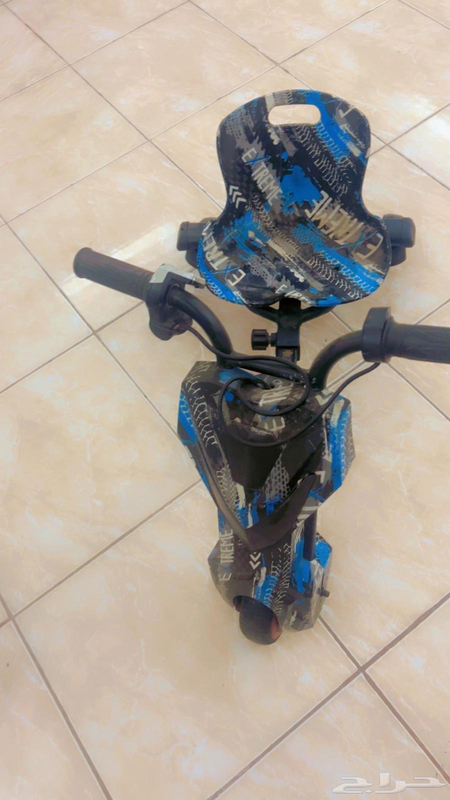 Two scooters and a refrigerator for sale (I don't have air conditioners)64525566164739113