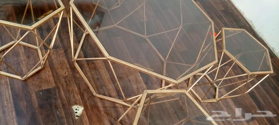 A council for sale and a table with four sofas64522245443458110