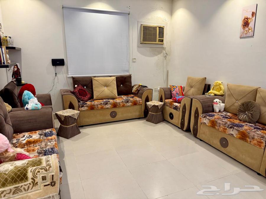 غرفة مجلس نضيف جدا للبيع ب200 ريال64520147547009110