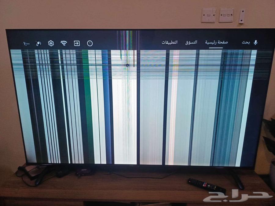 شاشة 70 بوصه متعطله للبيع64522075182210111