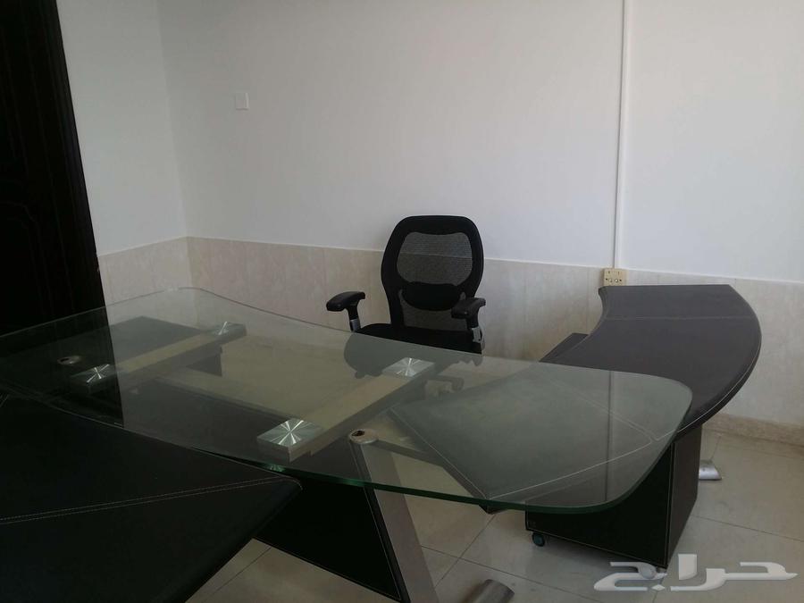 للبيع مستعمل مكتب مدير فخم وطاولة اجتماعات64522201772931111