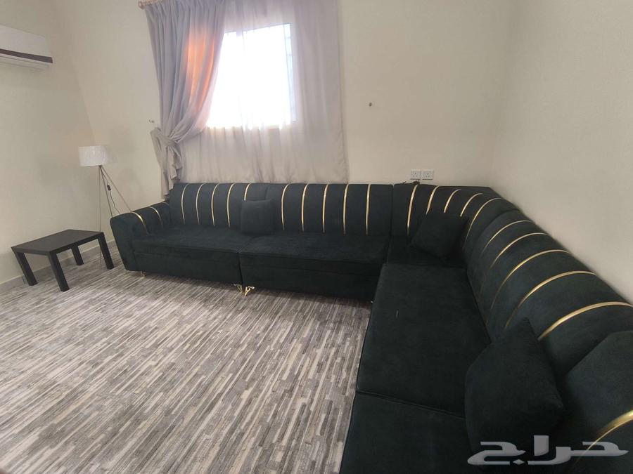 كنب مرتفع لون اخضر ((الدوادمي))64523189862019112