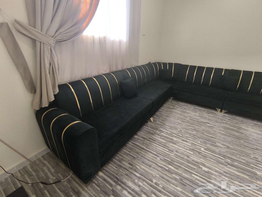 كنب مرتفع لون اخضر ((الدوادمي))64523189862019113