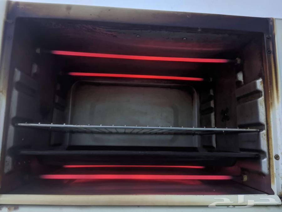 فرن كهربائي كبير بحاله ممتازه64523471963905113