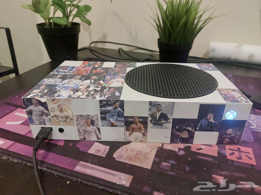 Xbox Series S with 2TB External Hard Drive64525303474563112