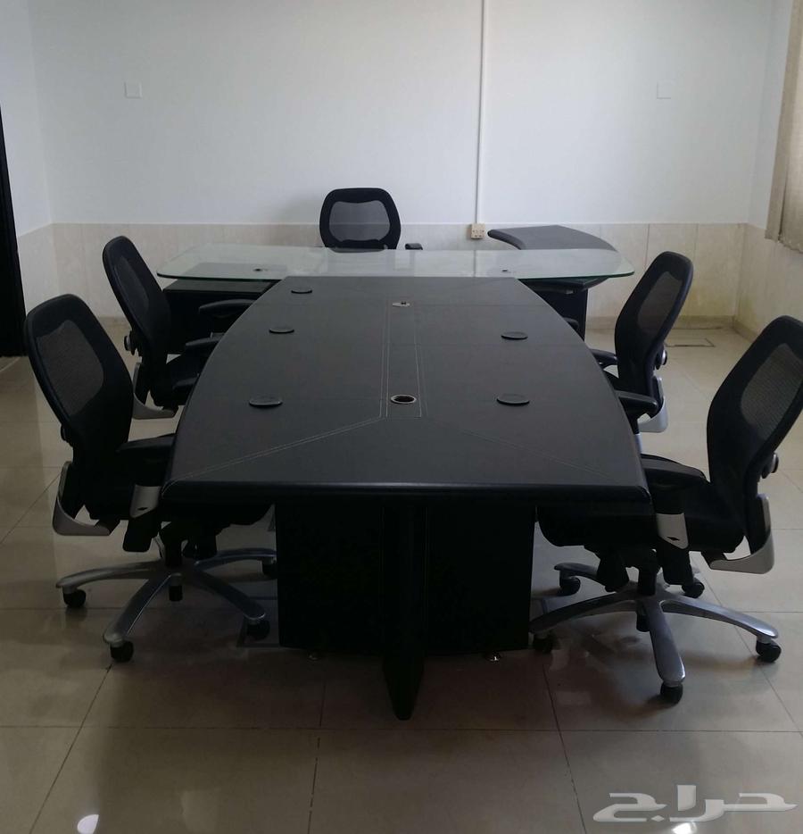 للبيع مستعمل مكتب مدير فخم وطاولة اجتماعات64522201772931110